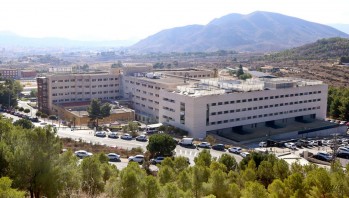 El Hospital retoma las pruebas preferentes pero mantiene suspendidas las cirug&iacute;as demorables
