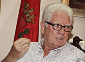 Juan Deltell presenta el libro "Sue&ntilde;os cumplidos" con sus art&iacute;culos y vivencias