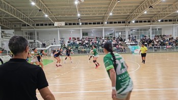 El Elda Prestigio vence al BM Bola&ntilde;os y ya est&aacute; en la siguiente fase de la Copa de la Reina (26-32)