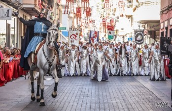 A debate que las escuadras mixtas puedan acompa&ntilde;ar a los embajadores de Moros y Cristianos