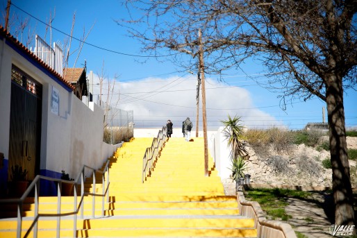 Remodelan la escalera del barrio Estaci&oacute;n