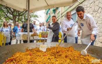 El popular Carlos Maz&oacute;n se compromete en Elda a hacer el nuevo estadio de f&uacute;tbol y un centro de alto rendimiento deportivo