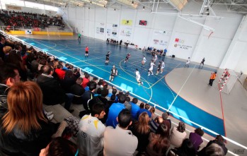 Salud P&uacute;blica impide jugar y competir al Elda Prestigio y al club de balonmano del CEE a causa del coronavirus