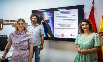 Elda celebra el D&iacute;a Internacional contra la LGTBIfobia