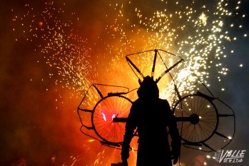 El fuego de los demonios vuelve a Elda con el Correfoc