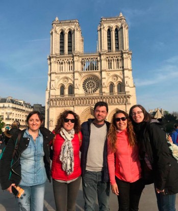 Cien alumnos de la Melva, testigos del incendio de la catedral de Notre Dame