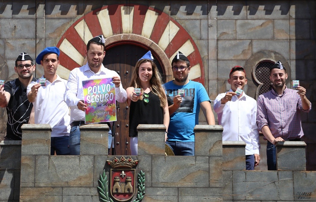 "Polvo seguro" en Moros y Cristianos "Polvo seguro" en Moros y Cristianos