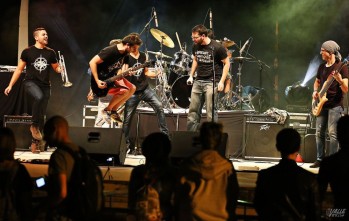 El Nou Fest re&uacute;ne a unas 3.000 personas en Petrer
