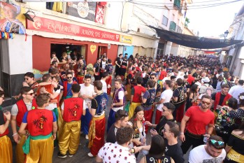 &iquest;Tu cuartelillo organiza un acto abierto? Incl&uacute;yelo en la Gu&iacute;a no oficial de Moros y Cristianos
