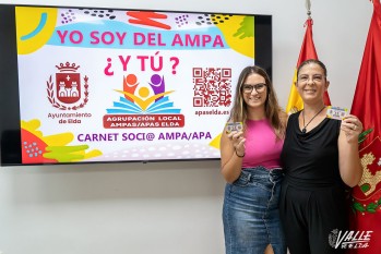 Un carnet de las AMPAS con descuentos en un centenar de establecimientos