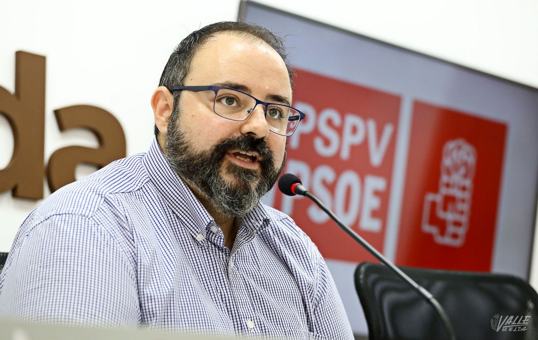El diputado eldense Jesús Sellés será el portavoz de Industria del PSOE en las Cortes Valencianas El diputado eldense Jesús Sellés será el portavoz de Industria del PSOE en las Cortes Valencianas