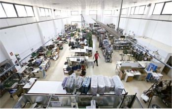La segunda y tercera generaci&oacute;n de Creaciones Pl&aacute; contin&uacute;a con su l&iacute;nea de bolsos y su tienda outlet