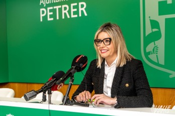La OMIC de Petrer se traslada al Mercado La Frontera por el D&iacute;a mundial de los Consumidores