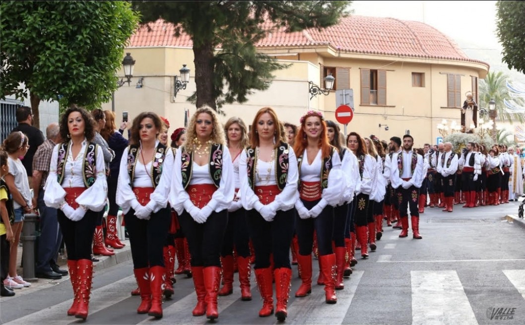 Los Moros y Cristianos se aplazan a 2022 por unanimidad Los Moros y Cristianos se aplazan a 2022 por unanimidad
