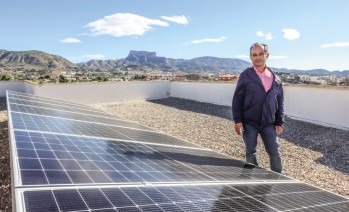 P&aacute;sate a la energ&iacute;a solar con Autoconsumo y Eficiencia Energ&eacute;tica y empieza a ahorrar