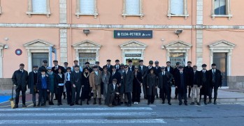 Un total de 40 &ldquo;Peaky Blinders&rdquo; toman Elda en moto
