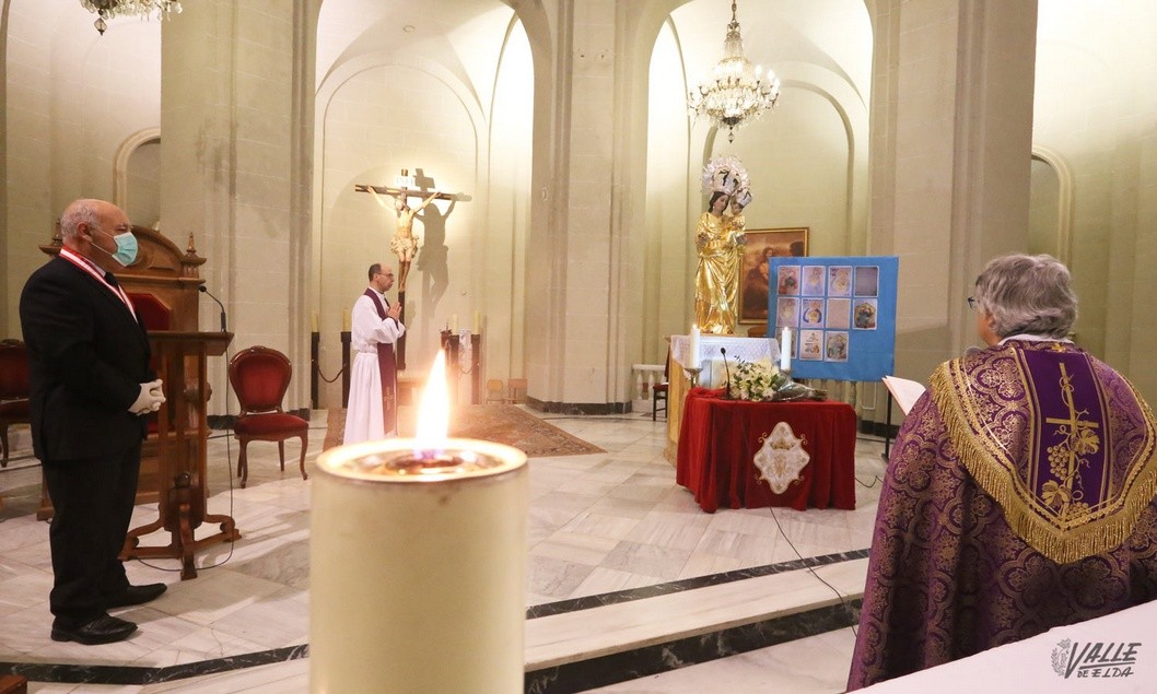 Elda pide protección a la Virgen de la Salud en un acto de consagración Elda pide protección a la Virgen de la Salud en un acto de consagración