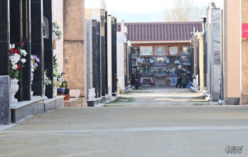 Petrer mejora la seguridad del cementerio al pavimentar m&aacute;s de 2.200 metros