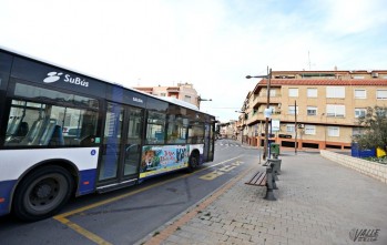 Petrer ofrece 43 becas de 200 euros para los estudiantes que usen transporte p&uacute;blico