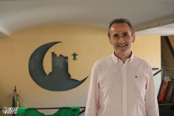 Francisco Javier Calvo, presidente Huestes del Cad&iacute;: "Queremos atraer a ni&ntilde;os y adolescentes para rejuvenecer la comparsa"