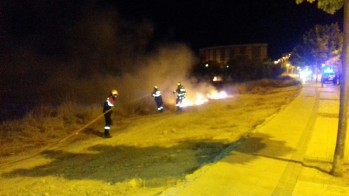 Peque&ntilde;os incendios en las dos &uacute;ltimas madrugadas en la avenida de Ronda hacen sospechar que son intencionados