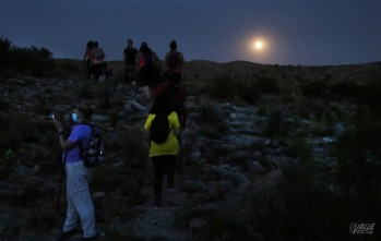 La Concejal&iacute;a de Infancia y Juventud de Petrer planea repetir las rutas nocturnas por parajes naturales