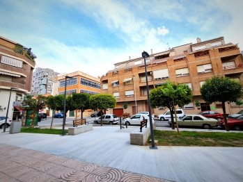 Finaliza la remodelaci&oacute;n de la plaza de Maximiliano Garc&iacute;a Soriano con un nuevo espacio verde y m&aacute;s accesible