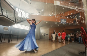 El humo convertido en arte en el Museo del Calzado