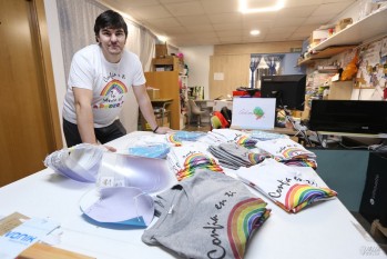 Adnaloy recauda unos 150 euros con el primer lote de la campa&ntilde;a arco&iacute;ris