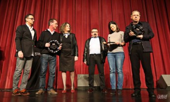 Valle de Elda celebr&oacute; su 60 aniversario como el semanario m&aacute;s longevo de Espa&ntilde;a con m&uacute;sica de Acustic Band, arropado por cientos de personas