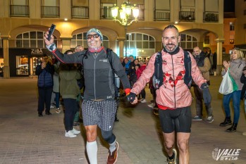 Jon Osona y Miguel &Aacute;ngel Sanz buscar&aacute;n coronar las 22 cumbres de Elda y Petrer en 24 horas