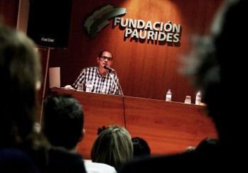 Nacho Ares ofrece una clase magistral de egiptolog&iacute;a en Elda con la presentaci&oacute;n de su obra "El sue&ntilde;o de los Faraones"