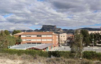 Cinco centros educativos de Elda participar&aacute;n en "La Primavera Educativa" de Conselleria