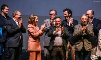 Cuca Gamarra en Elda: "El primer paso para el cambio es pasar de Rub&eacute;n Alfaro a Paco S&aacute;nchez"