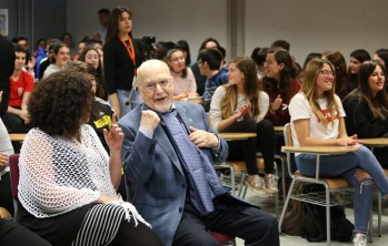 Los alumnos del Instituto Monastil ofrecen un recital dedicado a Antonio Porpetta