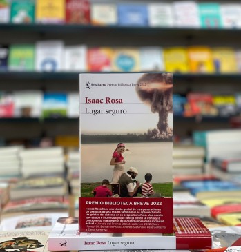 "Lugar seguro" de Isaac Rosa
