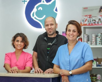 La Cl&iacute;nica Veterinaria Elda Vicente Burgos ampl&iacute;a su servicio a la atenci&oacute;n a caballos