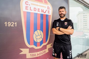 Fernando Est&eacute;vez: "Sumar los tres puntos es esencial para subir en la clasificaci&oacute;n"