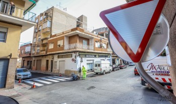 Concluye la renovaci&oacute;n de la calle Navarra, que ahora tiene preferencia de bajada