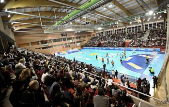 El Ayuntamiento renueva la iluminaci&oacute;n del pabell&oacute;n Ciudad de Elda
