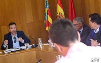 El pleno aprueba el atraso de un a&ntilde;o de las obras del Plan Edificant