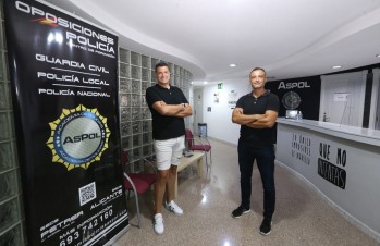 Prepara tus oposiciones con ASPOL para  ser Polic&iacute;a Nacional, Local o Guardia Civil