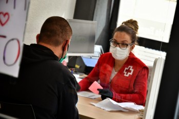 Disminuye el n&uacute;mero de familias que solicitan ayudas a Cruz Roja