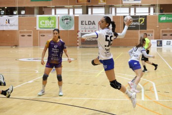 El Elda Prestigio gana pero va al playdown(31-19)