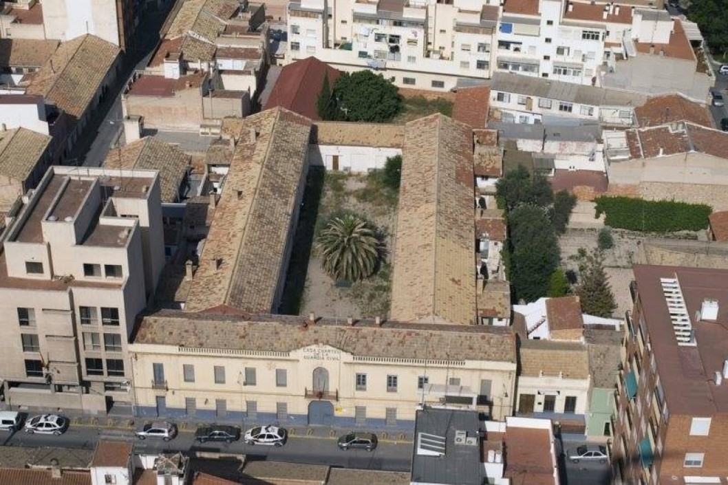 La Casa Cuartel de Elda ya es municipal La Casa Cuartel de Elda ya es municipal