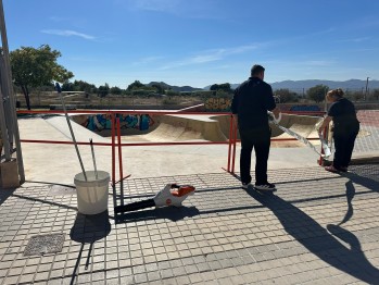 Petrer cierra el skatepark de la avenida Reina Sof&iacute;a por graves actos vand&aacute;licos