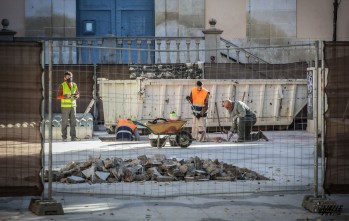Localizan la peana de la antigua fuente de agua que presid&iacute;a la Pla&ccedil;a de Baix