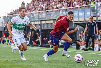 El Eldense planta cara el Elche en el derbi alicantino (1-1)