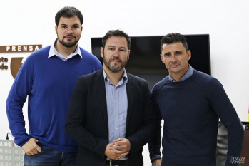 El PP pide que se abra al tr&aacute;fico Juan Carlos I los fines de semana