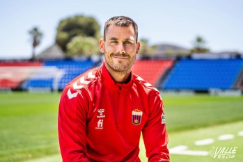 Dario Dumic llevar&aacute; al CD Eldense ante los tribunales por su despido